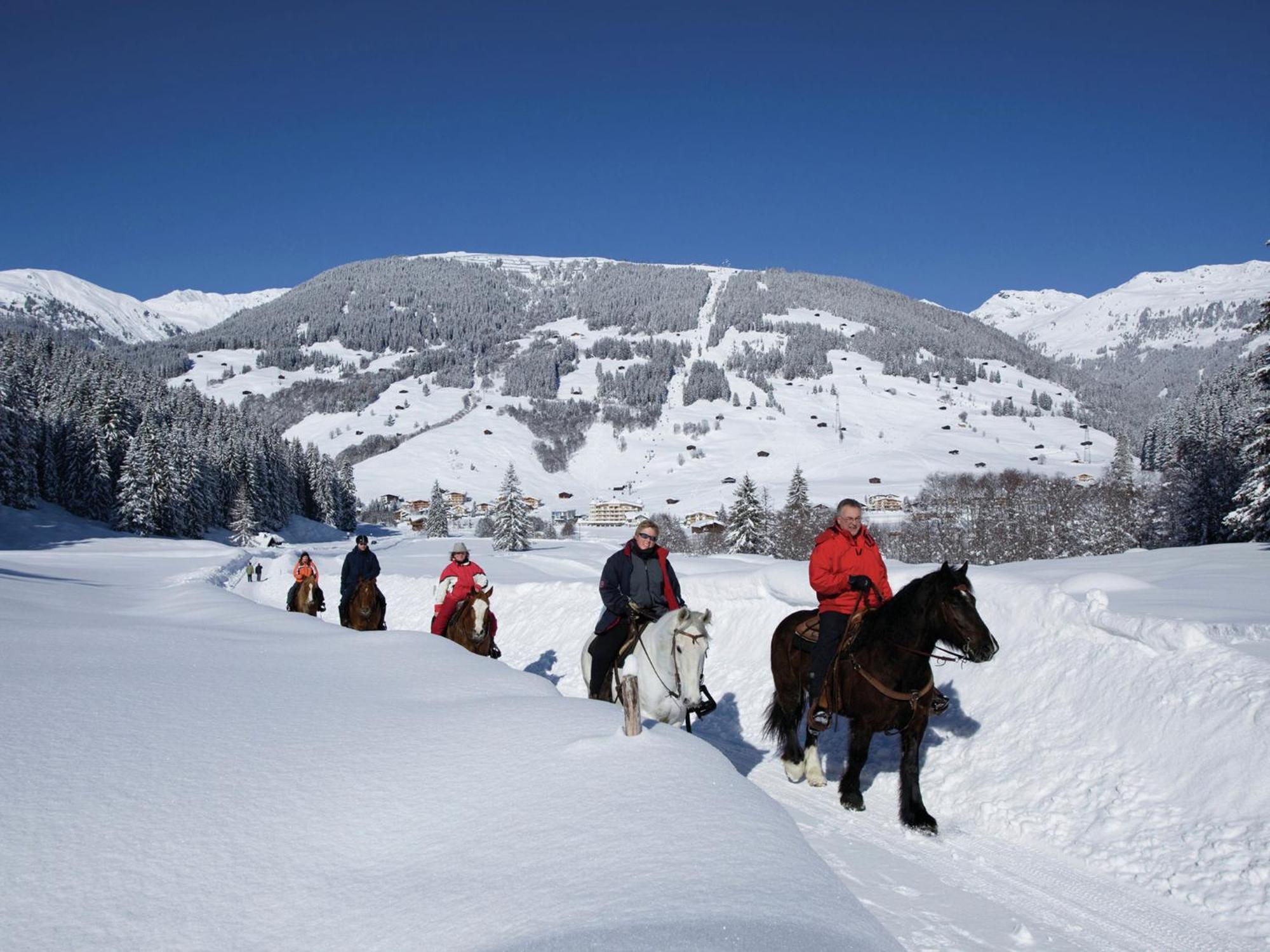 Holiday Flat Near Four Ski Lifts In Mayrhofen Exterior photo