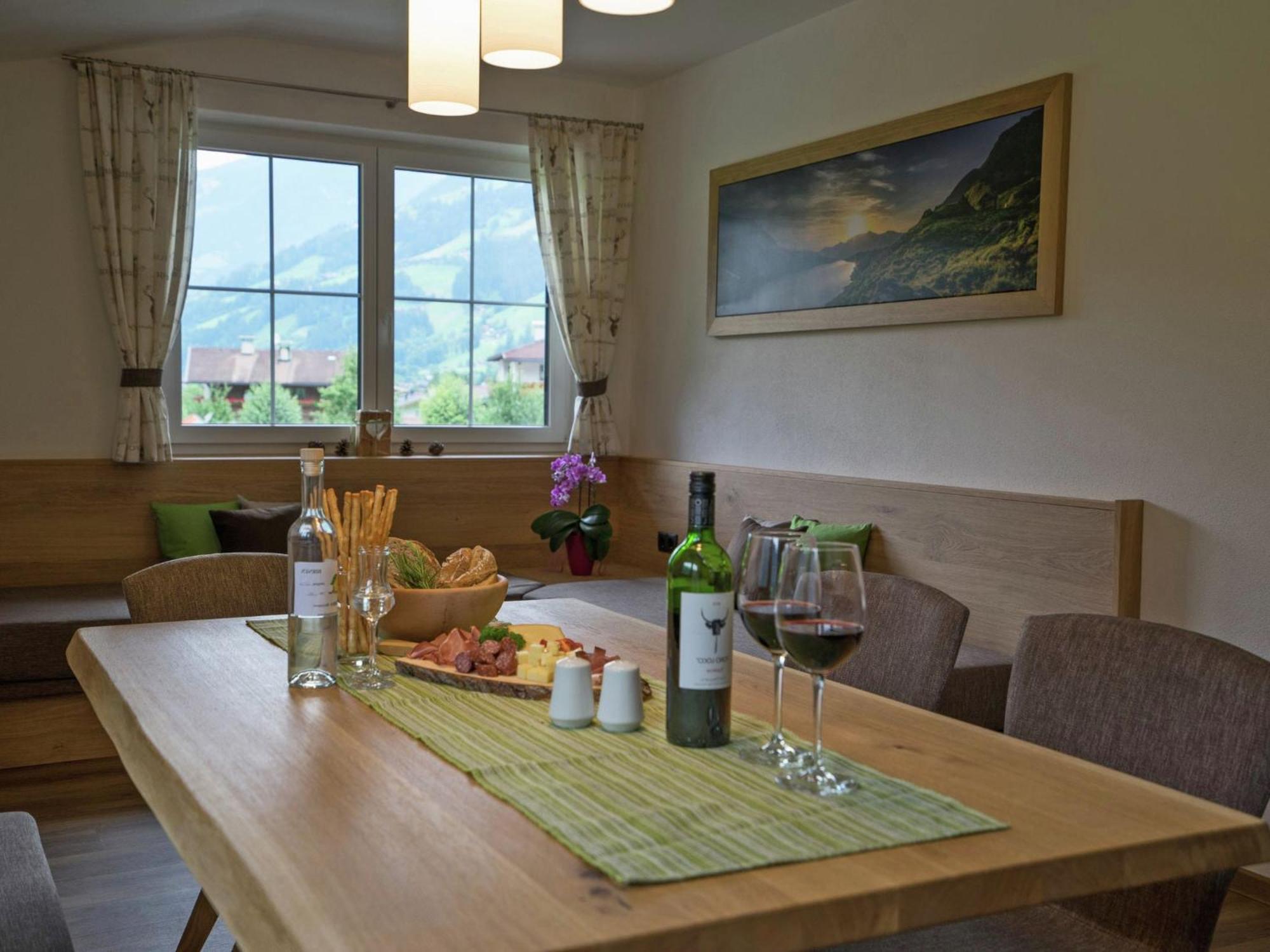 Holiday Flat Near Four Ski Lifts In Mayrhofen Exterior photo